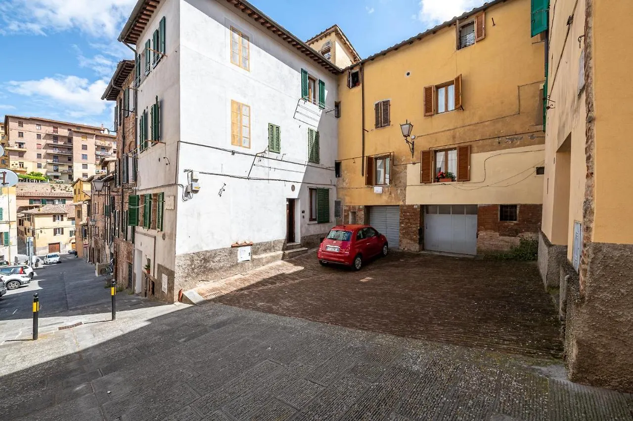 Suite 35 Nel Centro Storico Di Siena In The Historic Center Of Siena